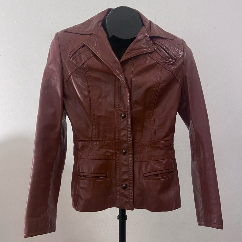 Elegant Women's Leather Jacket in Rich Brown